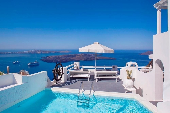 Imagen de la piscina del Hotel On The Rocks. Foto 16