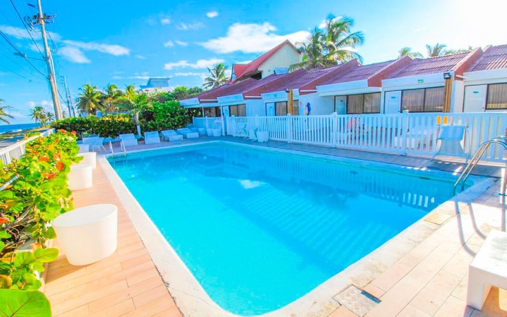 Imagen de la piscina del Hotel On Vacation Blue Reef. Foto 18