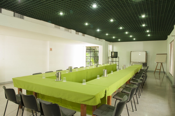 Imagen de los exteriores del Hotel On Vacation Girardot Resort. Foto 8