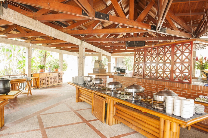 Imagen de los exteriores del Hotel On Vacation Girardot Resort. Foto 9