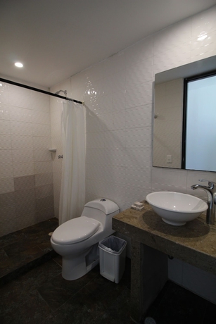 Imagen de la habitación del Hotel On Vacation Tower. Foto 16