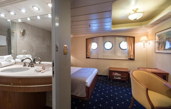 Imagen general del Hotel OnRiver Hotels - MS Cézanne. Foto 1