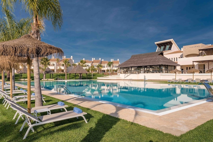 Imagen de la piscina del Hotel Ona Hacienda del Alamo Apartments. Foto 18