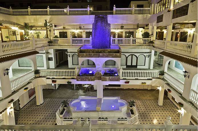 Imagen de la piscina del Hotel Ona Las Rampas. Foto 15