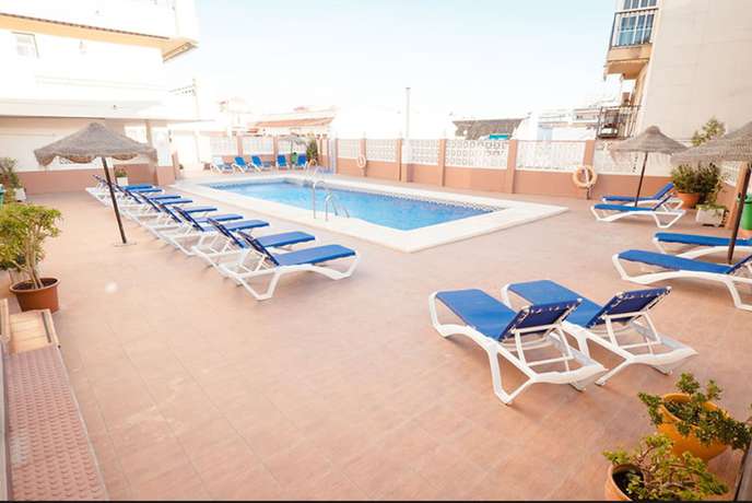 Imagen de la piscina del Hotel Ona Las Rampas. Foto 16