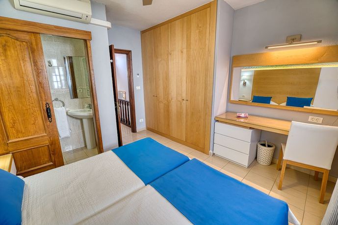 Imagen de la habitación del Hotel Ona Las Rosas. Foto 7