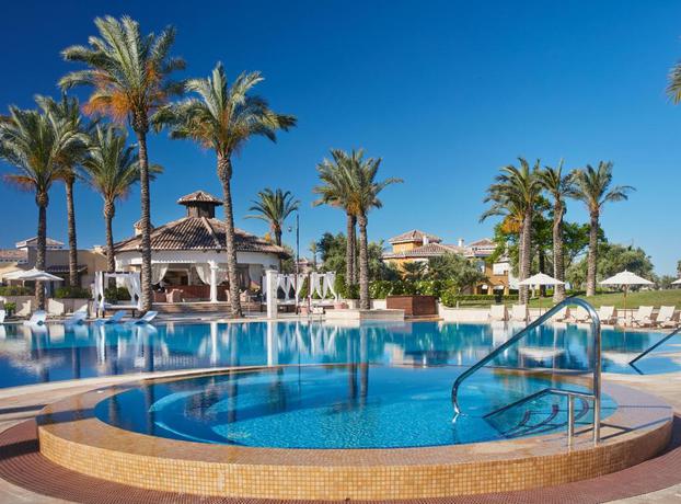 Imagen de la piscina del Hotel Ona Mar Menor Golf and Spa. Foto 18