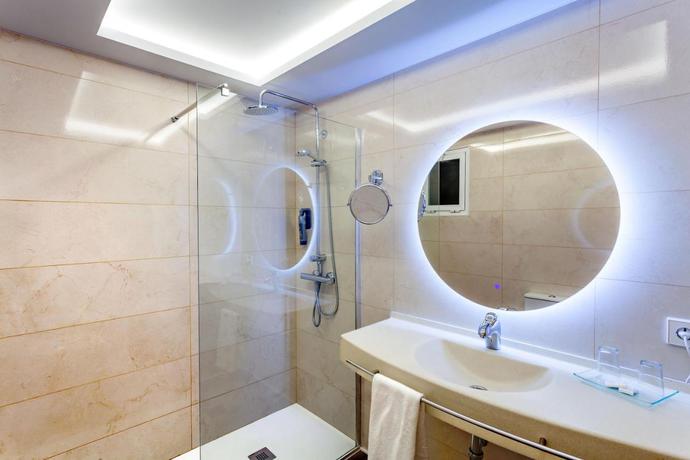 Imagen de la habitación del Hotel Ona Palmira Paradise. Foto 4