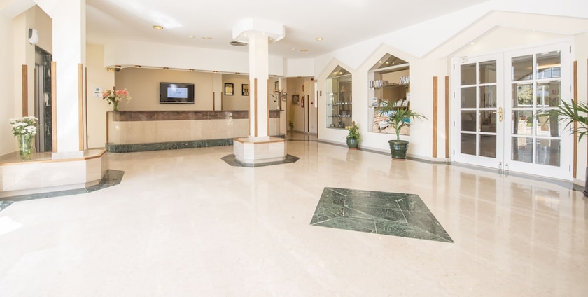 Imagen de los interiores del Hotel Ona Village Cala D'or. Foto 18