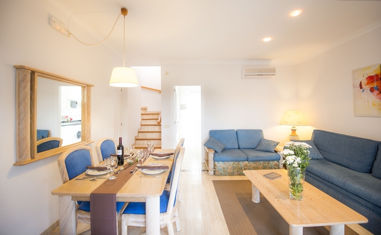 Imagen de la habitación del Hotel Ona Village Cala D'or. Foto 9