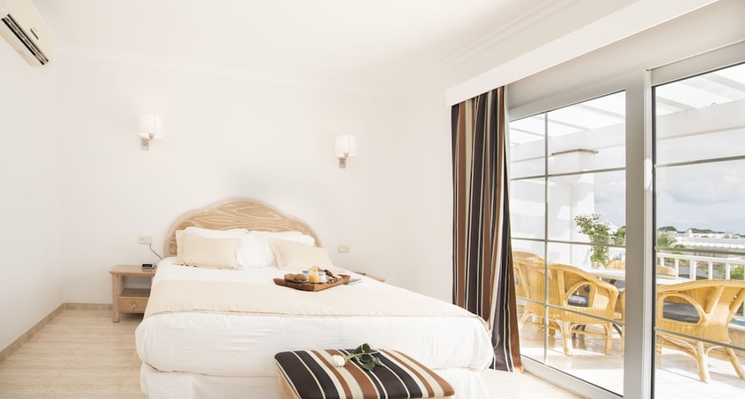 Imagen de la habitación del Hotel Ona Village Cala D'or. Foto 12