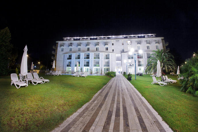 Imagen general del Hotel Onda Marina, Marina Di Pietrasanta. Foto 8
