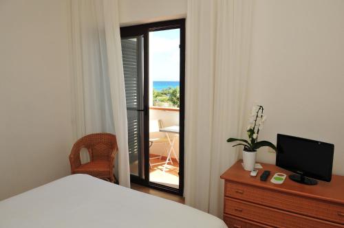Imagen general del Hotel Onda Marina, San Teodoro . Foto 3