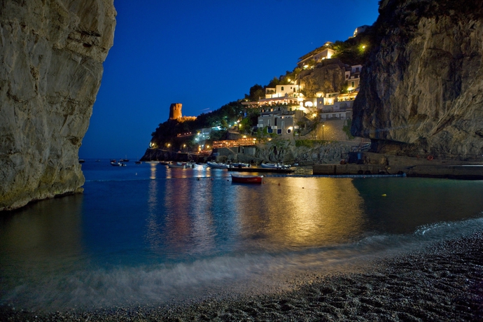 Imagen de los exteriores del Hotel Onda Verde. Foto 12