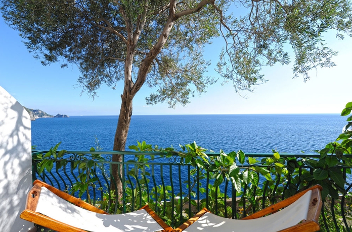 Imagen de los exteriores del Hotel Onda Verde. Foto 14