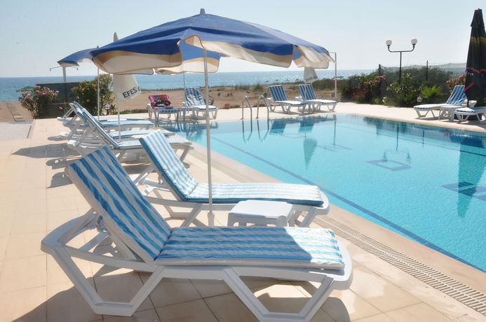 Imagen de la piscina del Hotel Onder Yildiz. Foto 14