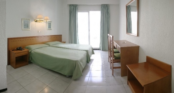 Imagen de la habitación del Hotel Ondina, Playa de Palma. Foto 16