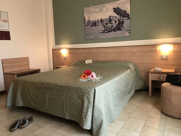 Imagen de la habitación del Hotel Ondina e Milazzo. Foto 7
