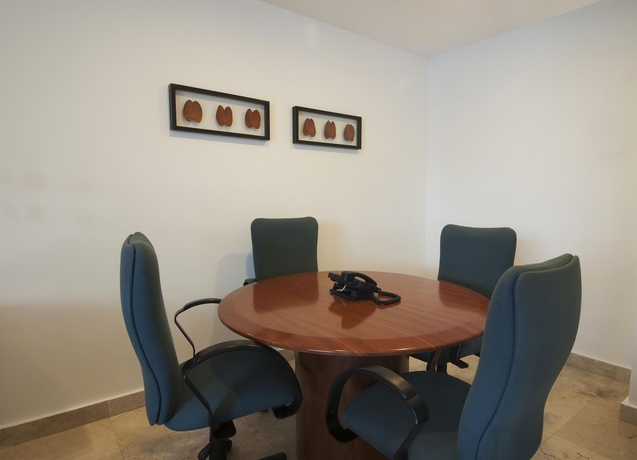 Imagen de los interiores del Hotel One Acapulco Costera. Foto 13