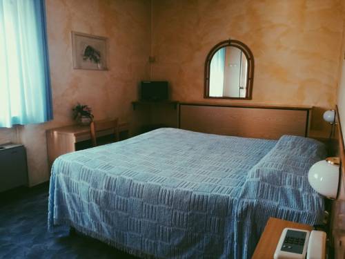 Imagen de la habitación del Hotel One, Altopascio. Foto 5