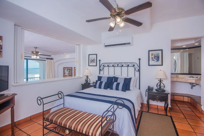 Imagen de la habitación del Hotel One Beach Street Puerto Vallarta. Foto 13
