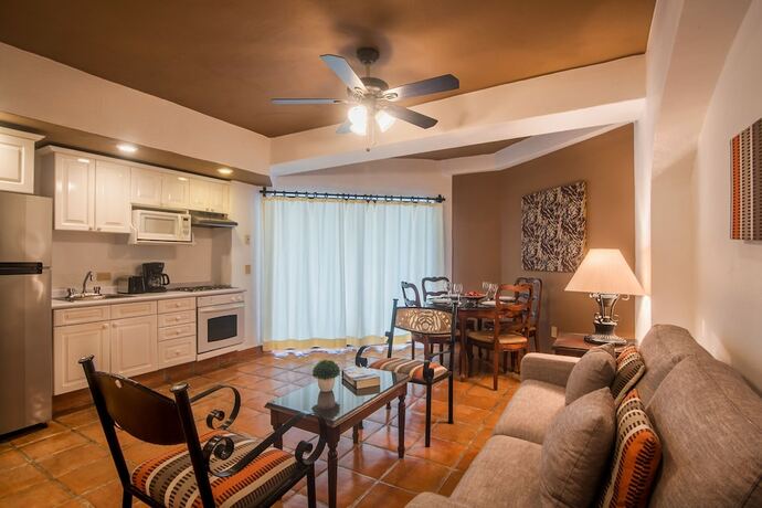 Imagen de la habitación del Hotel One Beach Street Puerto Vallarta. Foto 15