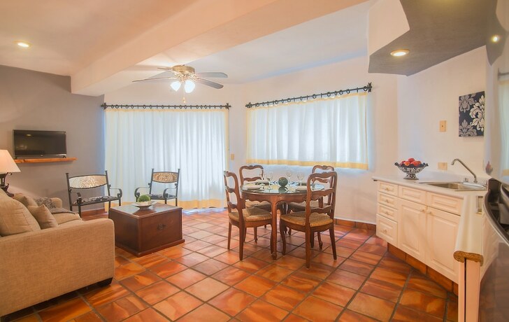 Imagen general del Hotel One Beach Street Puerto Vallarta. Foto 3