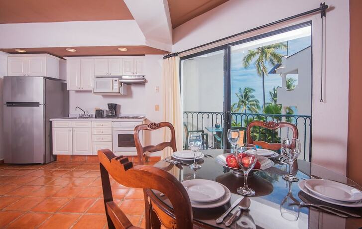 Imagen de la habitación del Hotel One Beach Street Puerto Vallarta. Foto 17