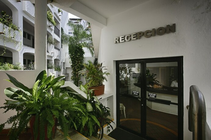 Imagen general del Hotel One Beach Street Puerto Vallarta. Foto 8