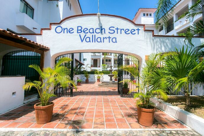 Imagen general del Hotel One Beach Street Puerto Vallarta. Foto 10
