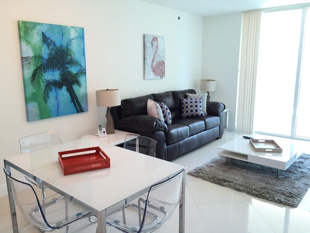 Imagen de los interiores del Hotel One Broadway by Miami Vacations. Foto 15