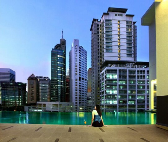 Imagen de la piscina del Hotel One Bukit Celyon By Homes Asian. Foto 20