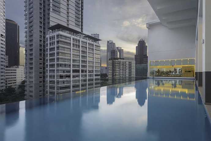 Imagen de la piscina del Hotel One Bukit Ceylon Ramada KLCC - CoLiving. Foto 15
