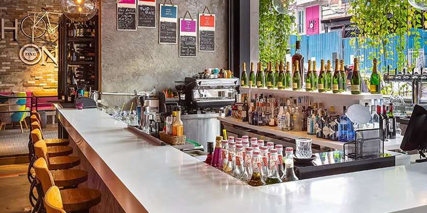 Imagen del bar/restaurante del Hotel One Bukit Ceylon Ramada KLCC - CoLiving. Foto 5