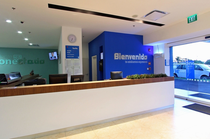 Imagen de los interiores del Hotel One Cancun Centro. Foto 11