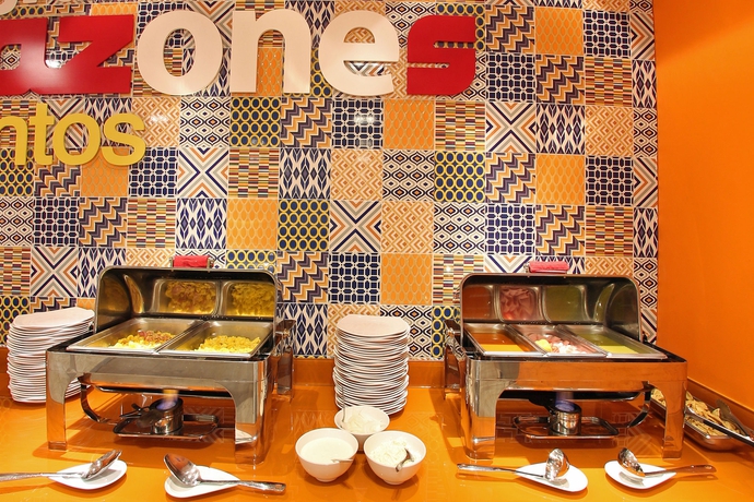 Imagen del bar/restaurante del Hotel One Ciudad De México Periférico Sur. Foto 6