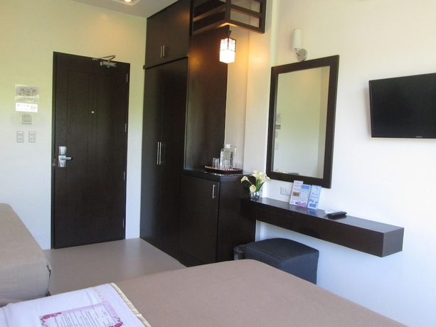 Imagen de la habitación del Hotel One Crescent Place. Foto 11