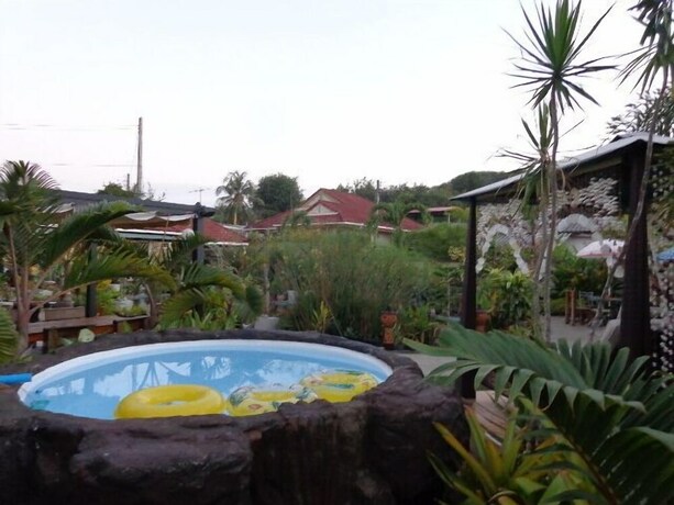 Imagen de la piscina del Hotel One D Homestay. Foto 28