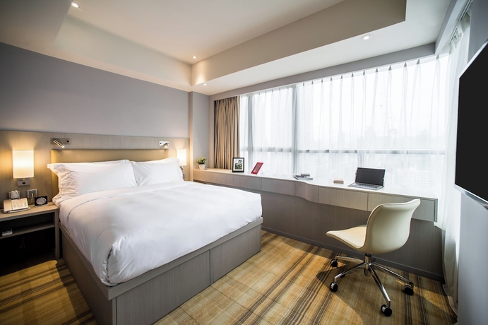 Imagen de la habitación del Hotel One Dundas. Foto 8