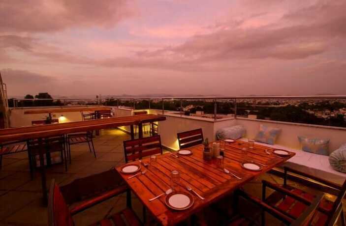 Imagen general del Hotel One Earth Wonder Clif Udaipur. Foto 10