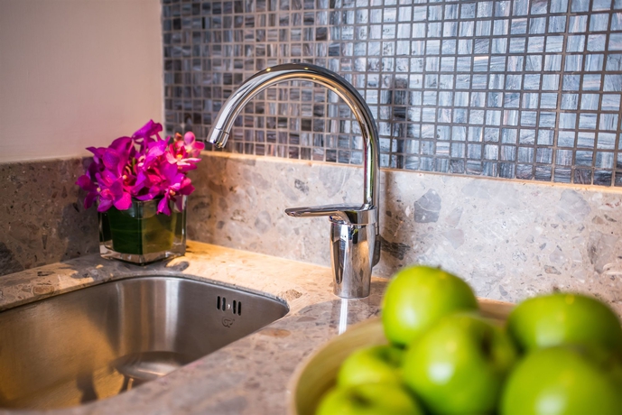 Imagen de la habitación del Hotel One Eighteen. Foto 12