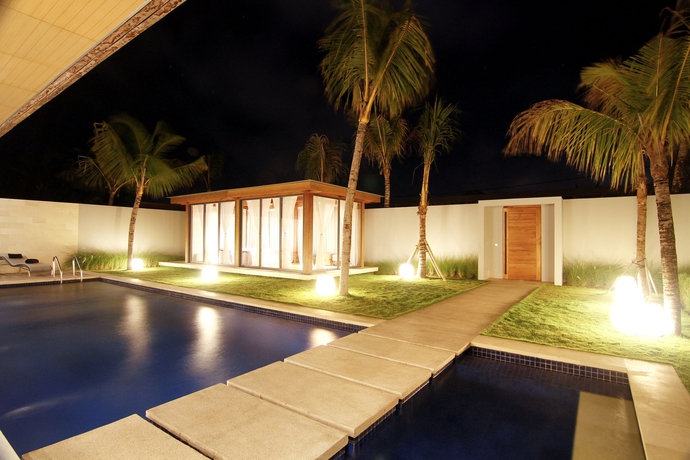 Imagen de la piscina del Hotel One Eleven. Foto 15