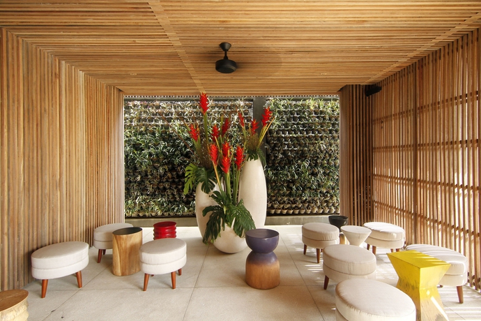 Imagen de los interiores del Hotel One Eleven. Foto 12