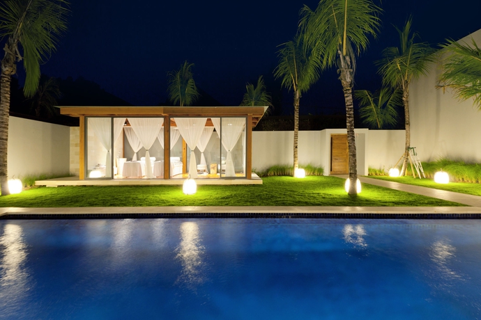 Imagen de la piscina del Hotel One Eleven. Foto 16