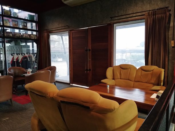 Imagen de los interiores del Hotel One Four Seven and Snooker Bar. Foto 18