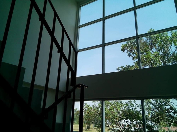 Imagen de los interiores del Hotel One Fu. Foto 11