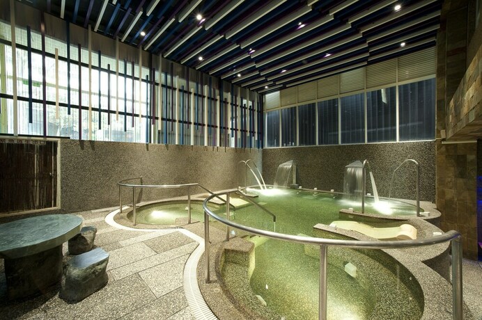 Imagen de la piscina del Hotel One Fukun. Foto 29