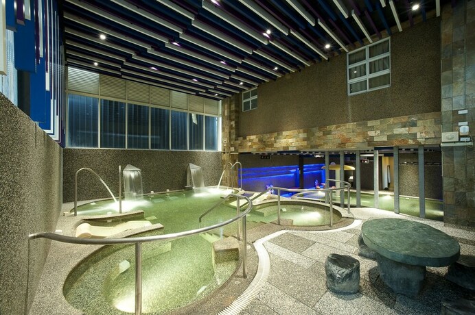Imagen de la piscina del Hotel One Fukun. Foto 33