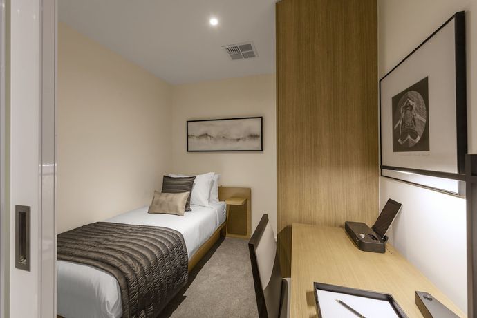 Imagen de la habitación del Hotel One Global Resorts Parramatta. Foto 12