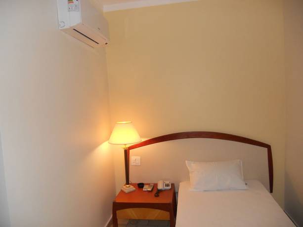 Imagen de la habitación del Hotel One, Iper&oacute;. Foto 5